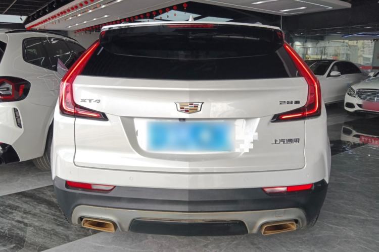 Used Cadillac XT4 2021 28T Two-Wheel Drive Luxury Version Rear