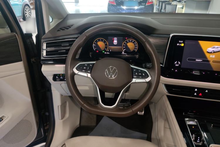 Used Volkswagen Viloran 2022 380TSI Prestige Edition