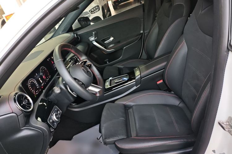 Used Mercedes-Benz CLA 2024 Facelifted CLA 200 Shooting Brake