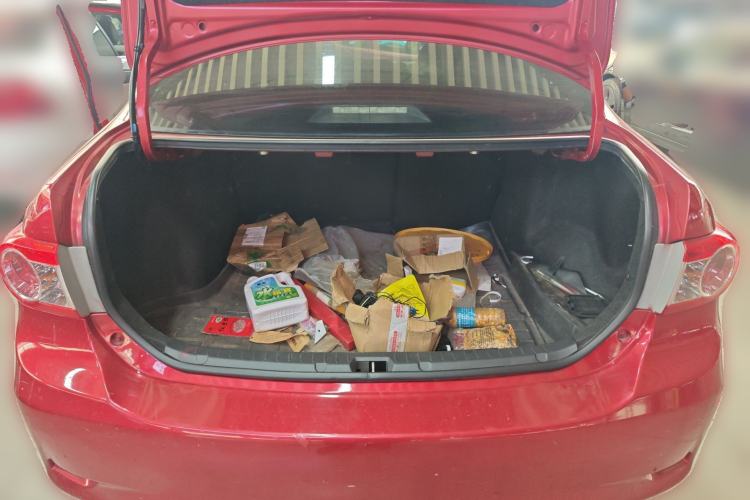 Used Toyota Corolla 2011 Edition Commemorative 1.6L Automatic GL Trunk