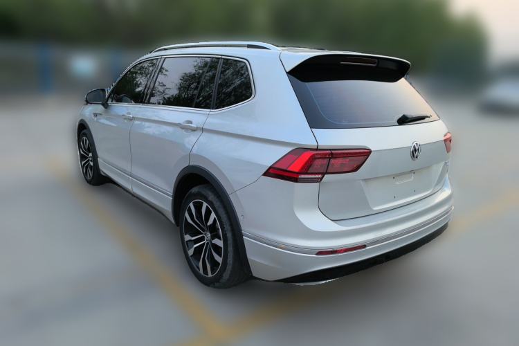 Used Volkswagen Tiguan L 2020 330TSI Automatic Two-Wheel Drive R-Line Flagship Version China VI Standard Rear Left 45 Deg