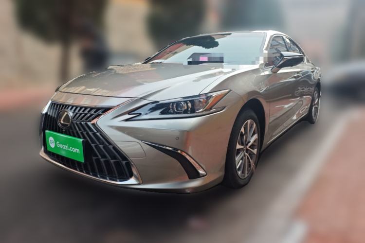 Used Lexus ES 2023 200 Excellence Edition
