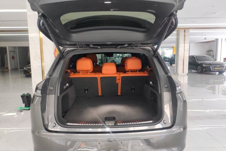 Used Li Auto L7 2023 Pro Model Trunk