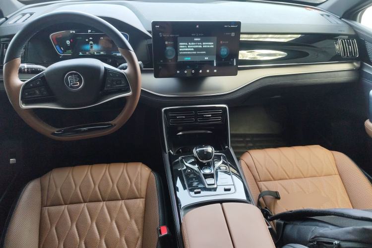 Used BYD Tang New Energy 2021 DM-i 112KM Prestige Model Center Console