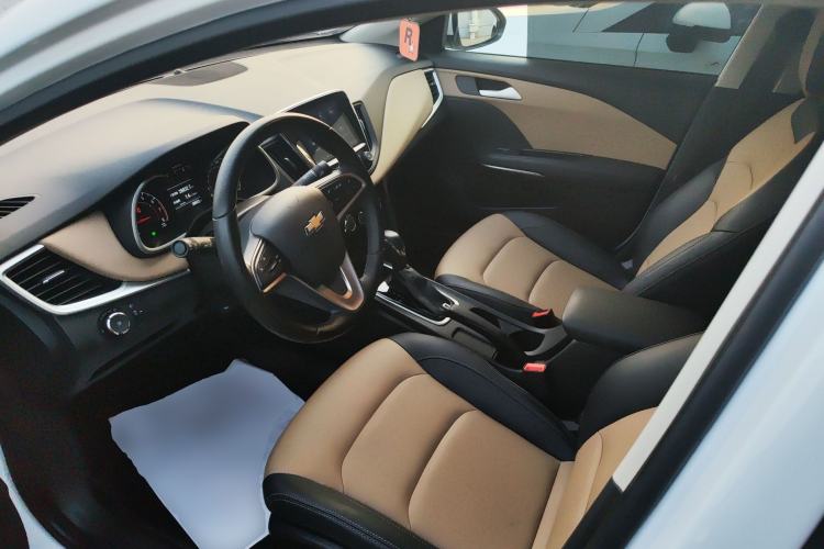 Used Chevrolet Monza 2020 320 Automatic Enjoyment Edition Driver Seat