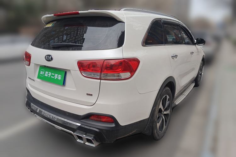 Used Kia Sorento 2016 Sorento L 2.4L Gasoline 4WD Custom Edition 7 Seats Emission Standard China V
