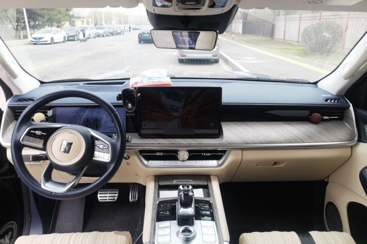 Used Tank 500 New Energy 2024 Hi4-T
