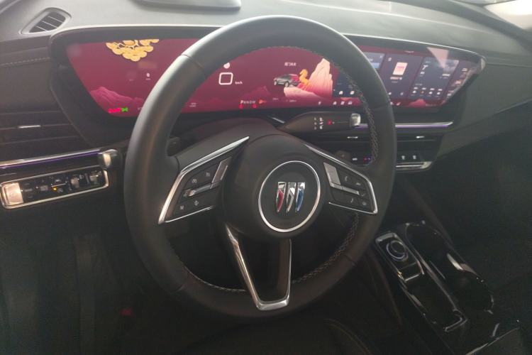 Used Buick Envision 2025 25T Entry-Grade Platinum Edition
