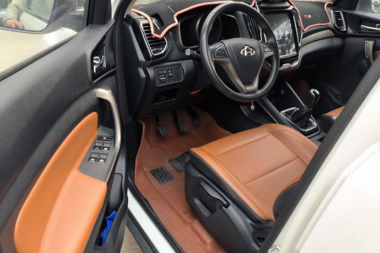 Used CHANGAN OSHAN CX70 2016 1.6L Manual Luxury Model
