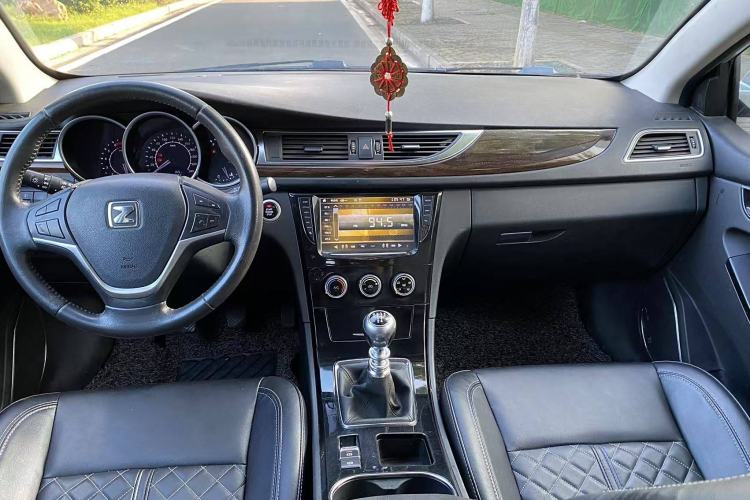 Used Zotye Z500 2015 1.5T Manual Luxury Model
