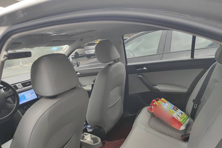 Used Skoda Rapid 2013 1.6L Manual Smart Selection Model