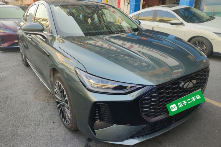 Used Chery Fengyun A8L 2025 1.5 TGDI 145 km Luxury Version