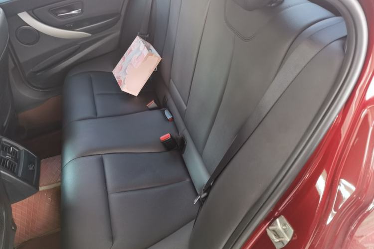 Used BMW 3 Series 2015 320i Luxury Line Stylish Edition
