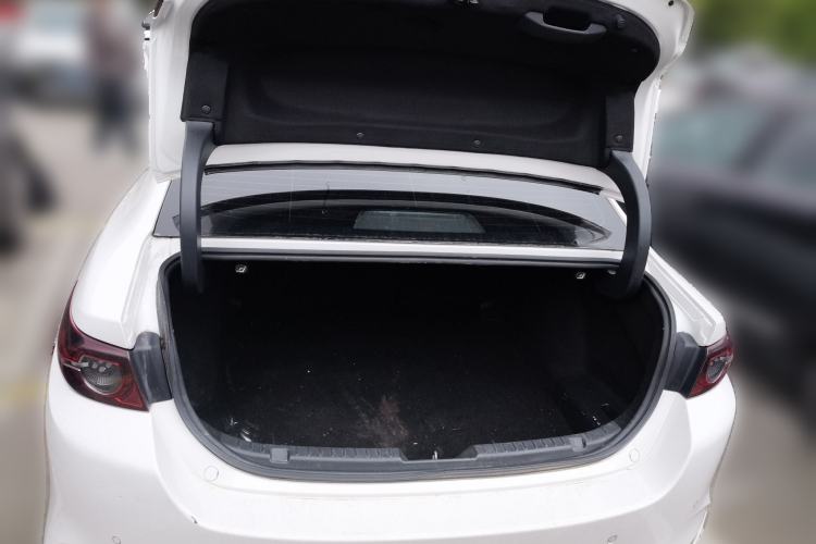 Used Mazda 3 Axela 2021 2.0L Automatic Zhiya Edition Trunk