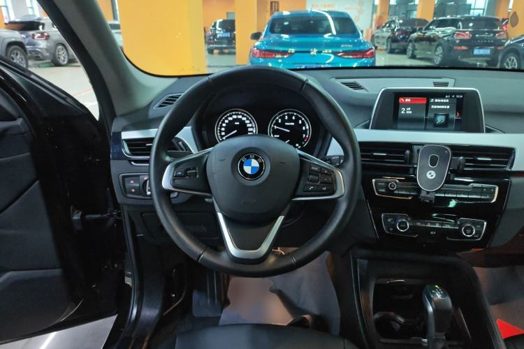 Used BMW X1 2019 sDrive20Li Leading Model
