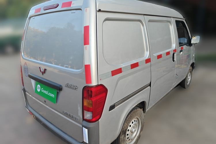 Used Wuling Zhiguang 2023 1.5L Utility Version with Enclosed Windows 2 Seats