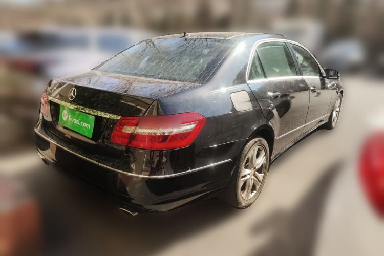 Used Mercedes-Benz E-Class 2010 E 300 L Fashion Model