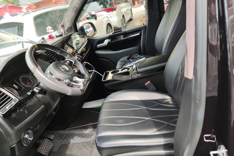 Used Volkswagen Multivan 2016 2.0 TSI 4x4 Premium Edition 7-Seater
