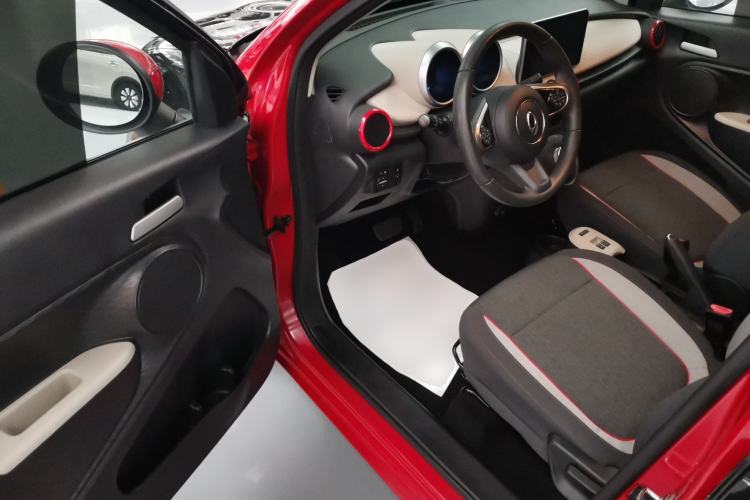 Used ORA Black Cat 2021 301 km Basic Version
