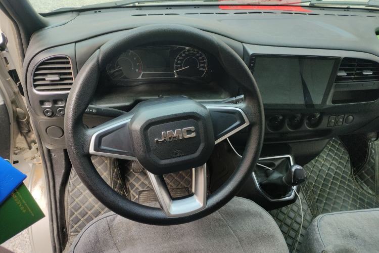 Used JMC Transit 2021 2.8T Space King Standard Version Short Wheelbase Mid-Height Roof 6-Seater Diesel Euro VI JX493