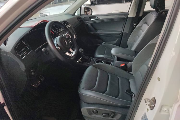 Used Volkswagen Tiguan L 2021 330TSI Automatic Two-Wheel Drive R-Line Enhanced Edition