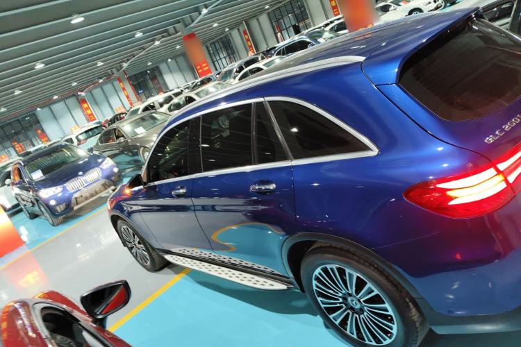 Used Mercedes-Benz GLC 2019 GLC 260 L 4MATIC Dynamic Model