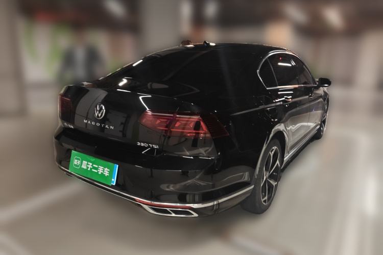 Used Volkswagen Magotan 2023 2 Million Units Commemorative Edition 330TSI DSG Luxury Version Rear Right 45 Deg