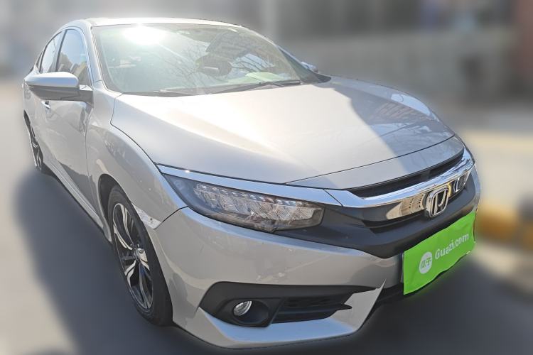 Used Honda Civic 2016 220TURBO CVT Prestige Edition
