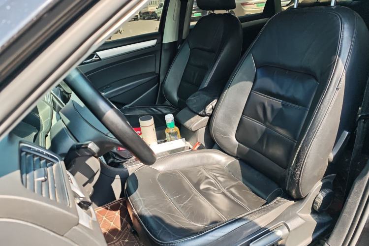 Used Volkswagen Passat 2015 1.4TSI DSG Prestige Edition Left Front Seat