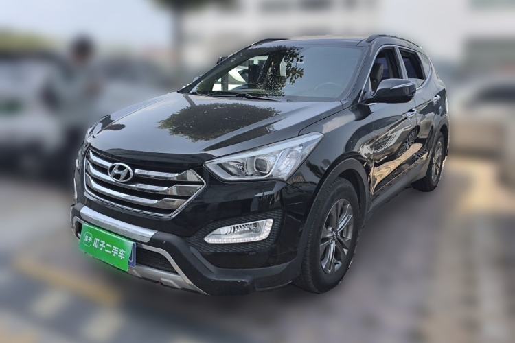 Used Hyundai Santa Fe 2013 2.4L Automatic 4x4 Smart Version