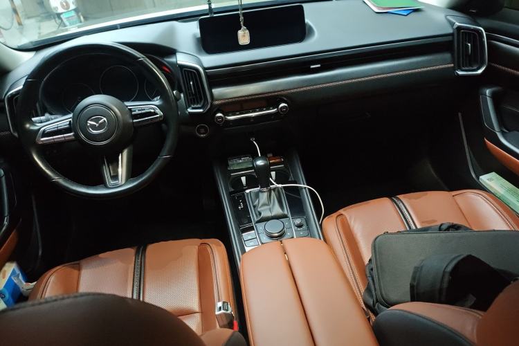 Used Mazda CX-50 2023 2.5L Luxury Edition Center Console