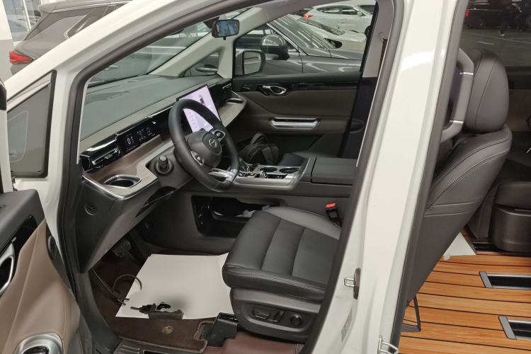 Used GAC Trumpchi Trumpchi E8 2024 Honor Series 2.0L Honor Edition