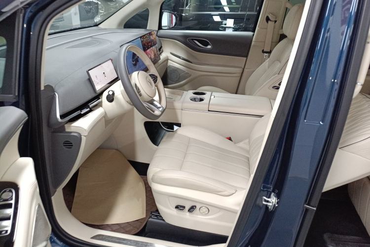 Used VOYAH Dream 2025 PHEV Four-Wheel-Drive Flagship Kunpeng Edition Left Front Seat