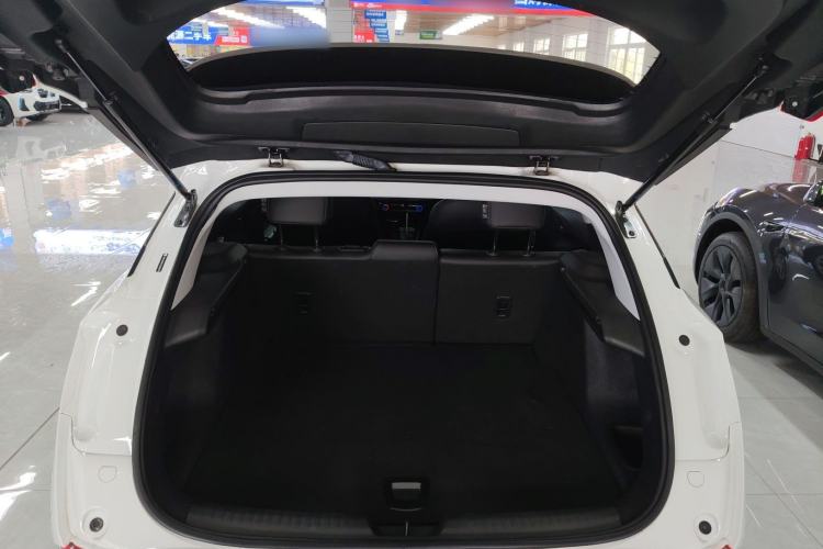 Used Buick Velite 6 2024 450km Range Commuter Version Trunk