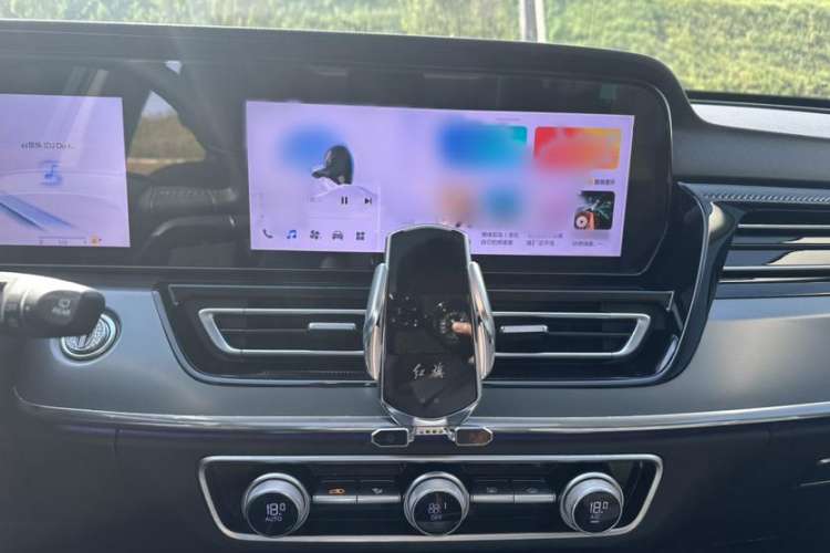 Used Hongqi HS5 2023 2.0T Qixiang Pro Edition
