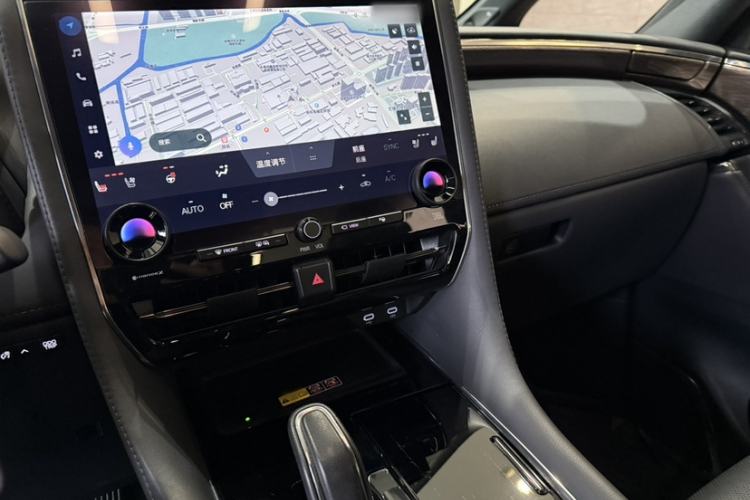 Used Toyota Vellfire 2024 Crown Dual-Engine 2.5L Ultimate Edition