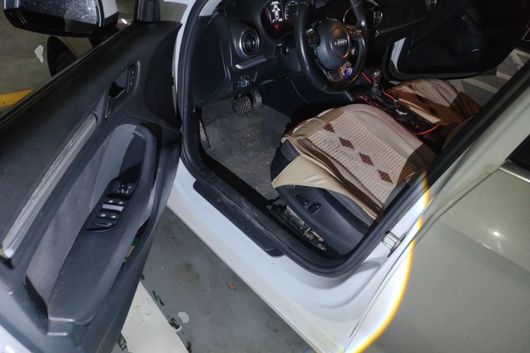 Used Audi A3 2015 Limousine 35 TFSI Millionth Anniversary Intelligent Leading Model
