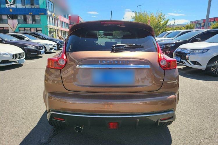 Used Infiniti ESQ 2014 1.6L Spontaneous Edition