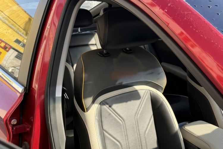 Used Baojun RC-6 2019 1.5T CVT 24-Hour Online Luxury Edition