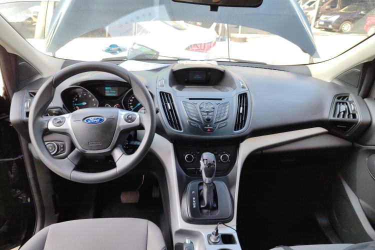 Used Ford Kuga 2013 1.6L GTDi Two-Wheel-Drive Comfort Model