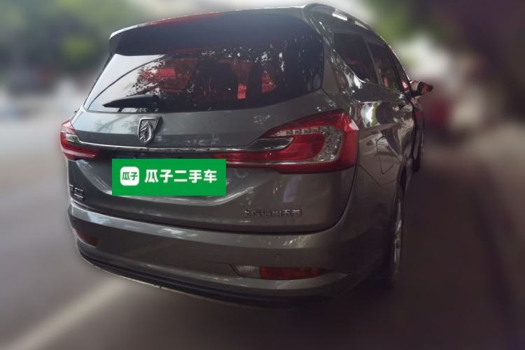 Used Baojun 310W 2017 1.5L Manual Fashion Model China V