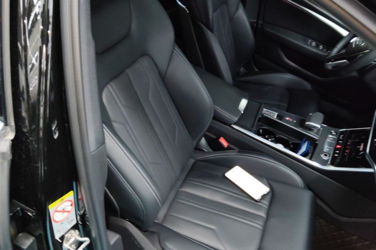 Used Audi A6L 2025 Revised 40 TFSI Luxury Dynamic Edition Right Front Seat