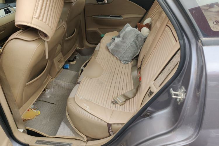 Used Buick Excelle 2011 1.6 LX-MT