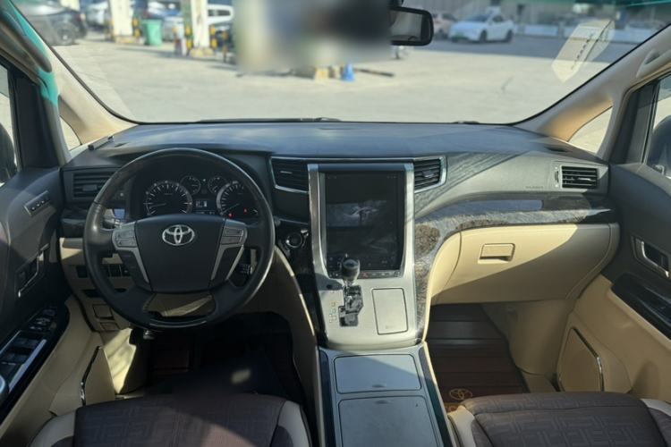 Used Toyota Alphard 2012 3.5L Luxury Edition
