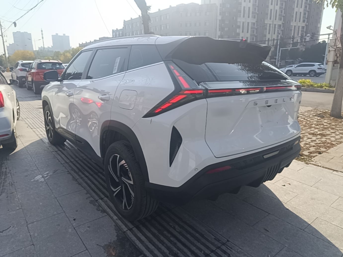 Geely Auto Emgrand X7 Sport 2024 1.5TD Dragon Edition — снимка 4