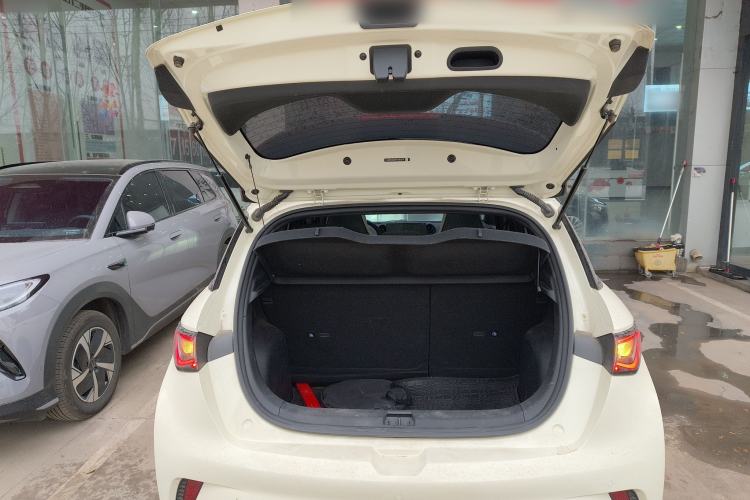 Used BYD Dolphin 2023 420 km Fashion Edition