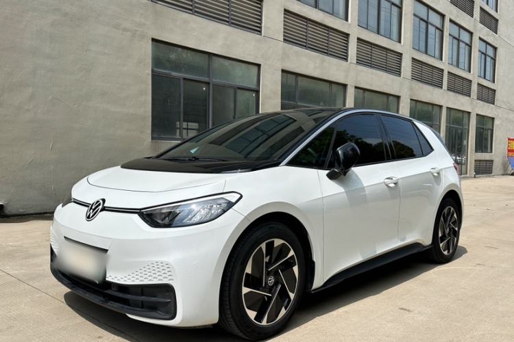 Used Volkswagen ID.3 2025 Smart Model Outstanding Oxygen Edition