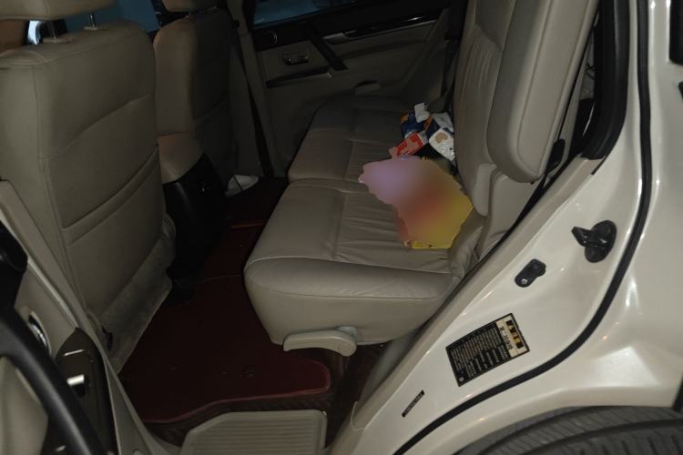 Used Mitsubishi Pajero 