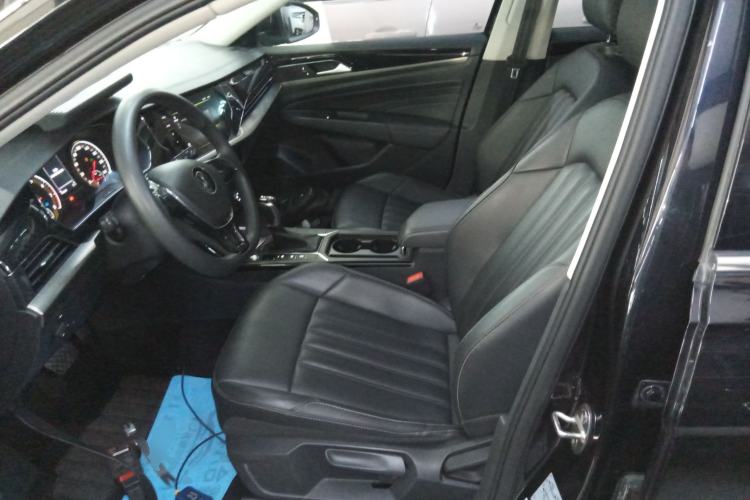 Used Volkswagen Passat 2020 Revised Version 280TSI Business Edition China VI Standard
