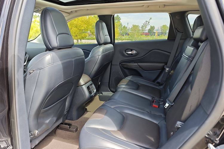 Used Jeep Cherokee 2017 2.4L Excellence Edition